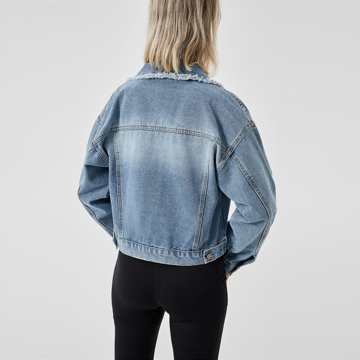 Veste en Jean Femme – Manches Longues & Style Décontracté